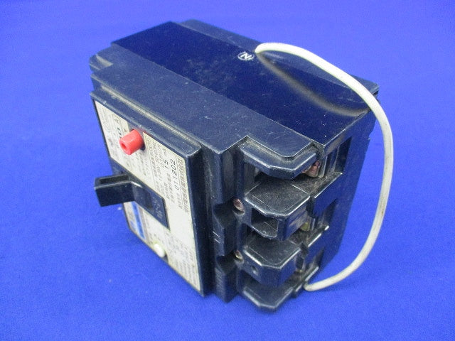 漏電ブレーカー3P2E30A(単3中性線欠相保護付)(ジャンク品) ZLG63-38TL-30
