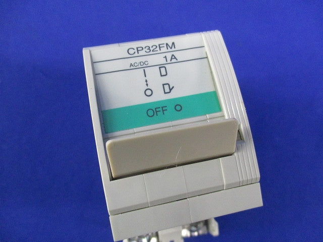 サーキットプロテクタ2P1A CP32FM/1