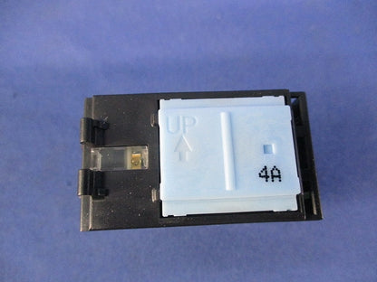 埋込パイロットスイッチB(片切)(5個入) WT5241