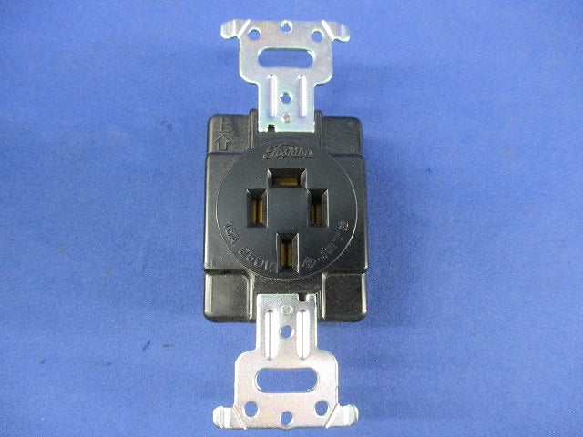埋込コンセント3P15A250V(5個入) DC2543E