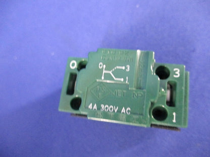 埋込パイロット･ホタルスイッチC(3路)(3個入)National WT5042