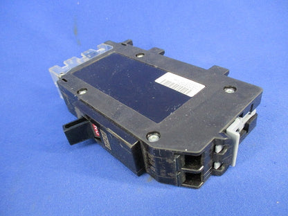 プラグインスリムサーキットブレーカ２P2E20A(ジャンク品) PNX52T