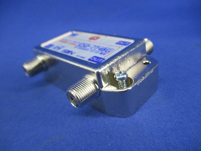 全電通型4分配器 CSD-774BG