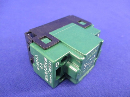 埋込パイロット･ホタルスイッチC(3路)(2個入)National WT5042