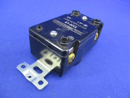 引掛形埋込コンセント 30A(2個入) 3320-L6
