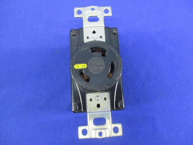 引掛形埋込コンセント 30A(2個入) 3320-L6
