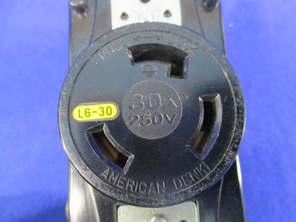 引掛形埋込コンセント 30A(2個入) 3320-L6