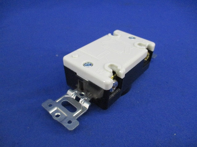 埋込コンセント(3個入) WF1320K