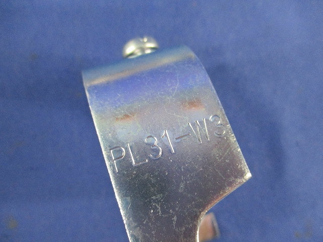 二重天井用金具 吊りボルト・丸鋼用電線管支持金具(20個入) PL31-W3