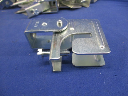リップみぞ形鋼用吊りボルト支持金具(30個入) BC5T-W3