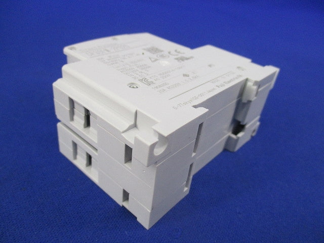 サーキットプロテクタ20A CP30FM-2P020