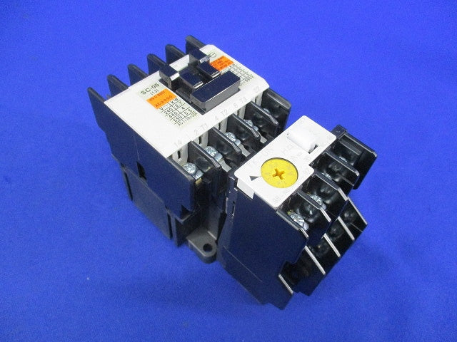 標準形電磁開閉器(1組入) SC-05+TKON TR13E