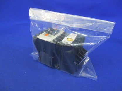 標準形電磁開閉器(1組入) SC-05+TKON TR13E