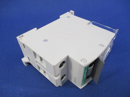 サーキットプロテクタ 2P3A CP30FM-2P003
