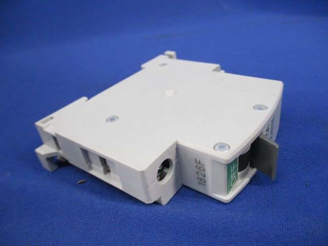サーキットプロテクタ15A CP30FM-1P015
