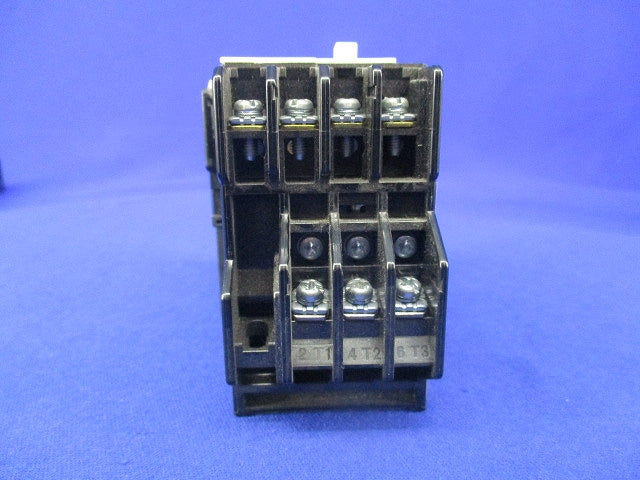 標準形電磁開閉器(1組入) SC-05+TKON TR13E