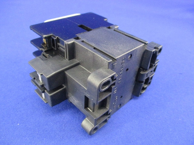 標準形電磁開閉器 SC-05