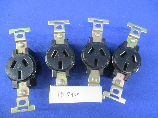 3P15A埋込コンセント(6個入うち4個は旧タイプ) MU2808