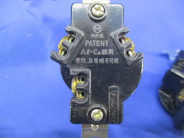 3P15A埋込コンセント(6個入うち4個は旧タイプ) MU2808