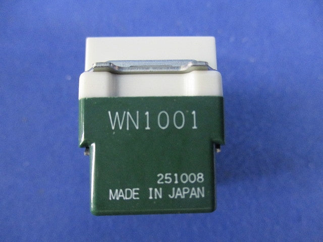 埋込コンセント(9個入) WN1001
