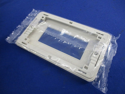 モダンプレート3コ用(9個入)(ミルキーホワイト) WN6003