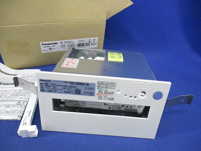コンパクトスクエア避難口/通路誘導灯(本体のみ)(22年製) FA10352