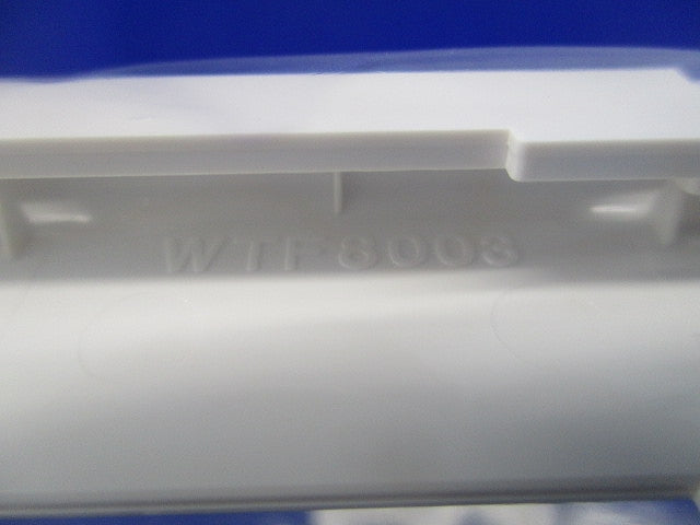 コンセントプレート8コ用(11枚入)(ホワイト)(新品未開封) WTF8008