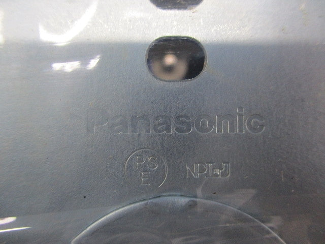 3コ用スイッチボックス(ミルキーホワイト)Panasonic DZB273E