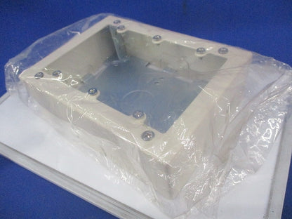 3コ用スイッチボックス(ミルキーホワイト)Panasonic DZB273E