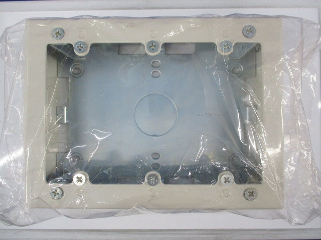 3コ用スイッチボックス(ミルキーホワイト)Panasonic DZB273E