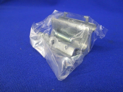 石膏ボード用はさみ金具(18セット入) WN3993