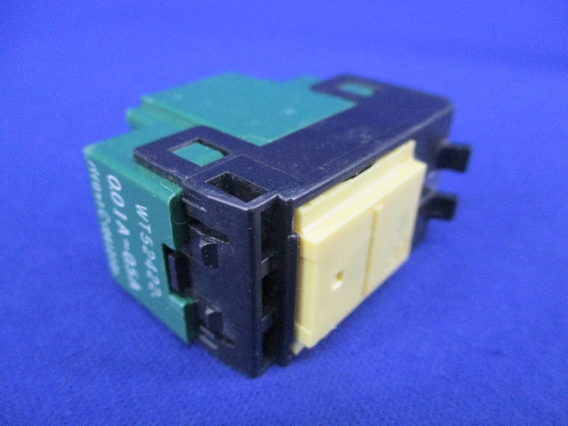 埋込パイロットスイッチC(3路) WT52422