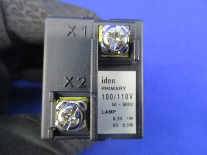 φ22 TWシリーズ パイロットライト APW216D-W