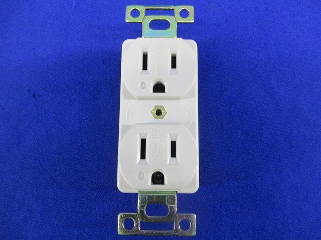 複式埋込コンセント2P15A125V(変色有) 7110GD