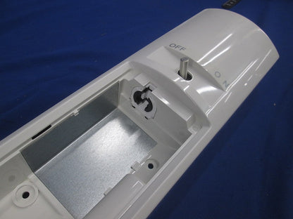 LED照明器具 流し元灯(ランプ無) LEDB83118