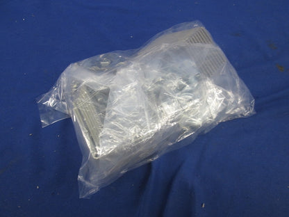 接続金具(18個入) EC2C22