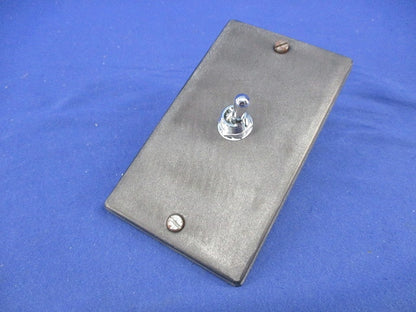 トグルスイッチ(黒塗装金属プレート付)(2個入) S-301T