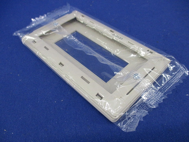 コンセントプレート3コ用(9枚入)(マットベージュ) WTL7003K