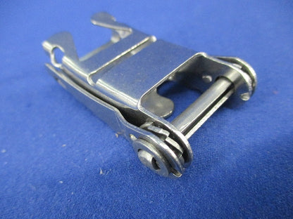 締付金具(13個入) ES 24