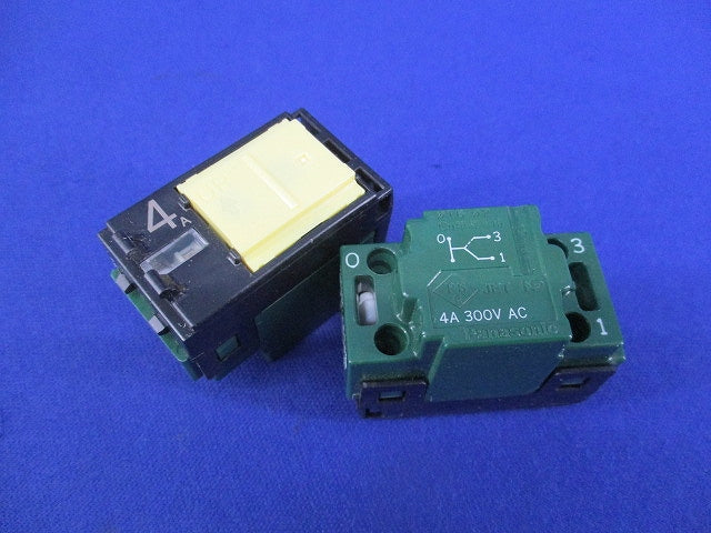 埋込パイロット･ホタルスイッチC(3路)(2個入) WT5042