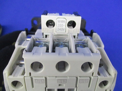 電磁接触器AC200V S-T21