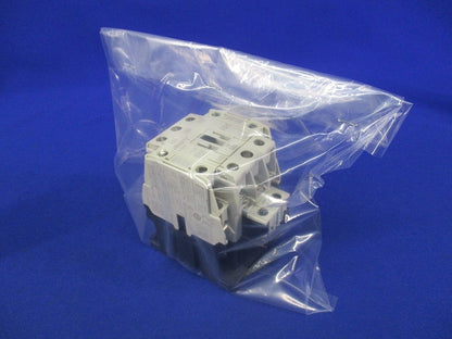 電磁接触器AC200V S-T21