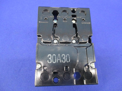 漏電遮断器3P3E30A NV30-CS