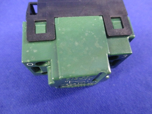 埋込パイロット・ほたるスイッチC(3路)(3個入) WT50422