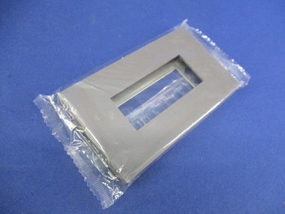 NKシリーズプレート 1連用 3口(ソリットグレー)(8枚入) NKP-3UF