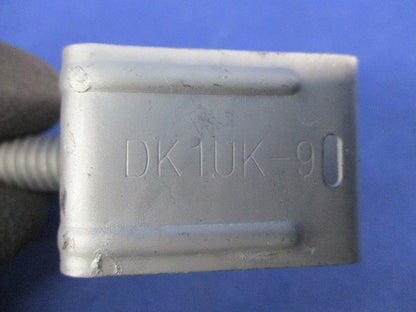 レースウェイ 開口上向き器具取付金具(20個入) DK1UK-9