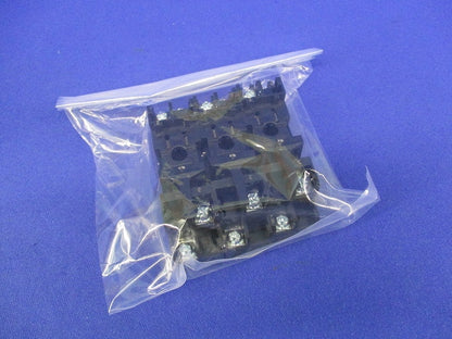 表面接続角型ソケット 5ピン(3個入) P2RFZ-05