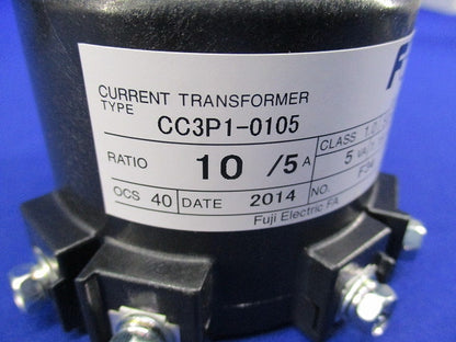低圧計器用変流器 一次巻線付 CC3P1-0105