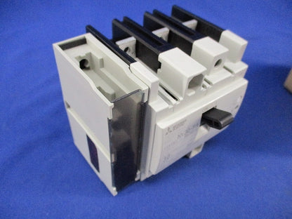 漏電遮断器3P30E30A NV30-FA