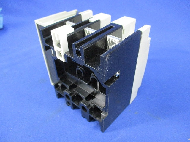漏電遮断器3P30E30A NV30-FA